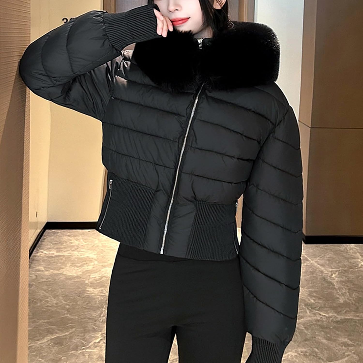 Lmdudan 2025 Womens Winter Warm Down Coat Quilted Parka Jacket with Pockets Oversized Puffer Outwear with Faux Fur Hood