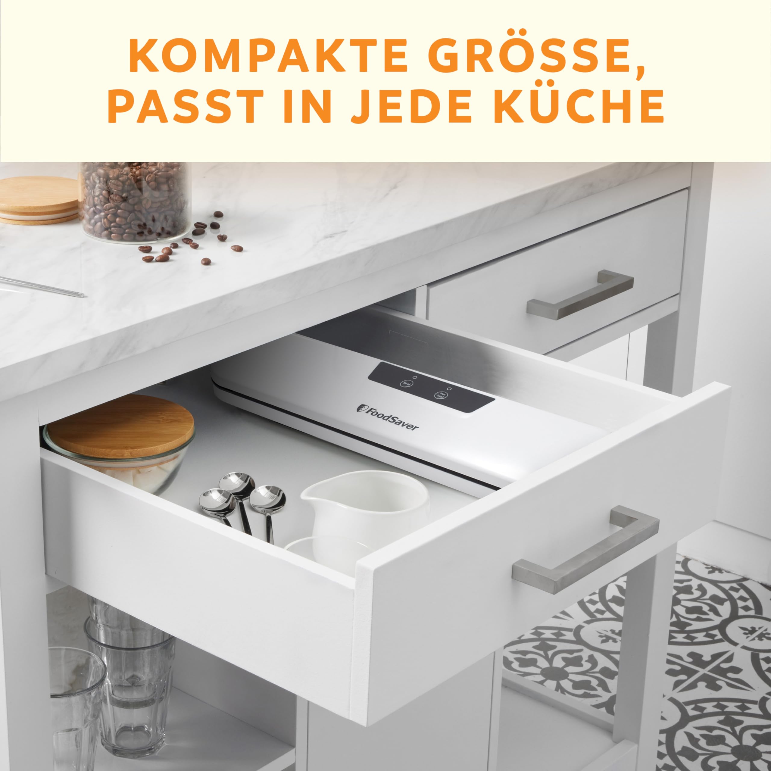 FoodSaver Everyday Vakuumiergerät | hält Lebensmittel bis zu 5X länger frisch | Vakuumierer in kompaktem Design für eine effiziente Aufbewahrung | mit 5 Vakuumierbeuteln (0,94L & 3,78L) | VS0290X