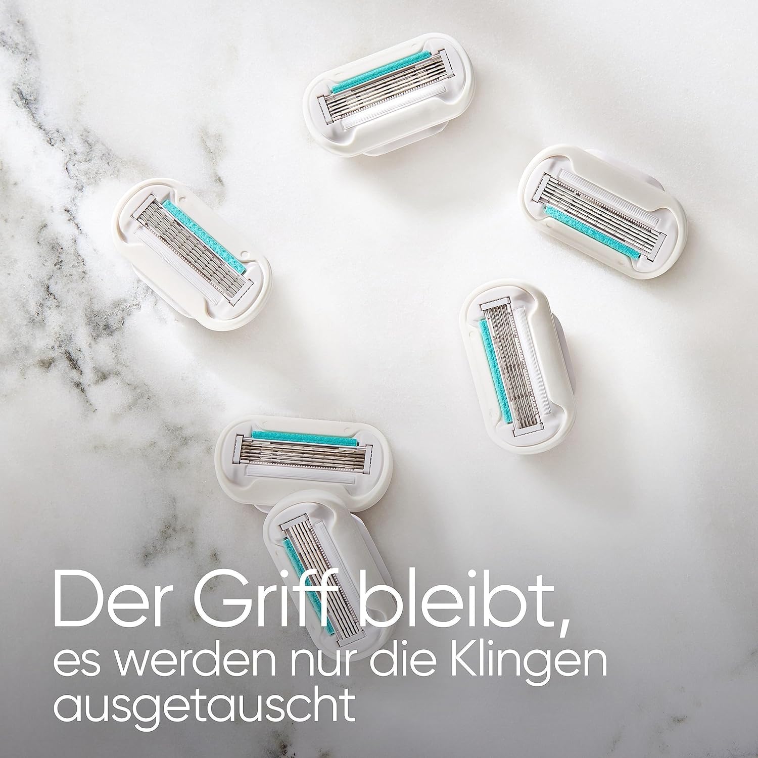 Gillette Venus Deluxe Smooth Sensitive Rasierklingen Damen, 8 Ersatzklingen für Damenrasierer mit 5-fach Klinge, Weiß