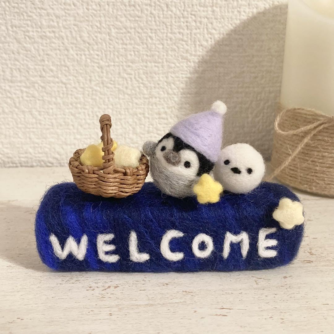 ペンギンさんとシマエナガさんのウェルカムインテリア　羊毛フェルト ペンギンさんとシマエナガさんのウェルカムインテリア羊毛フェルト