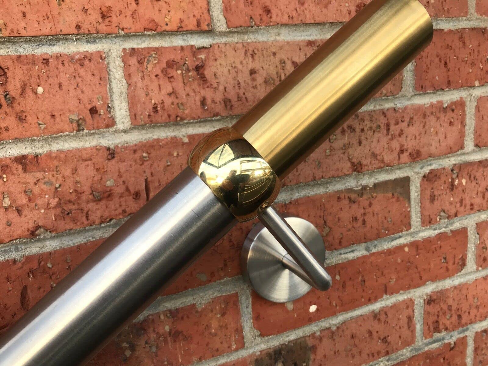 Edelstahl Handlauf V2A Geländer Griff Treppe leicht gewölbt Messing Halter (120 cm)