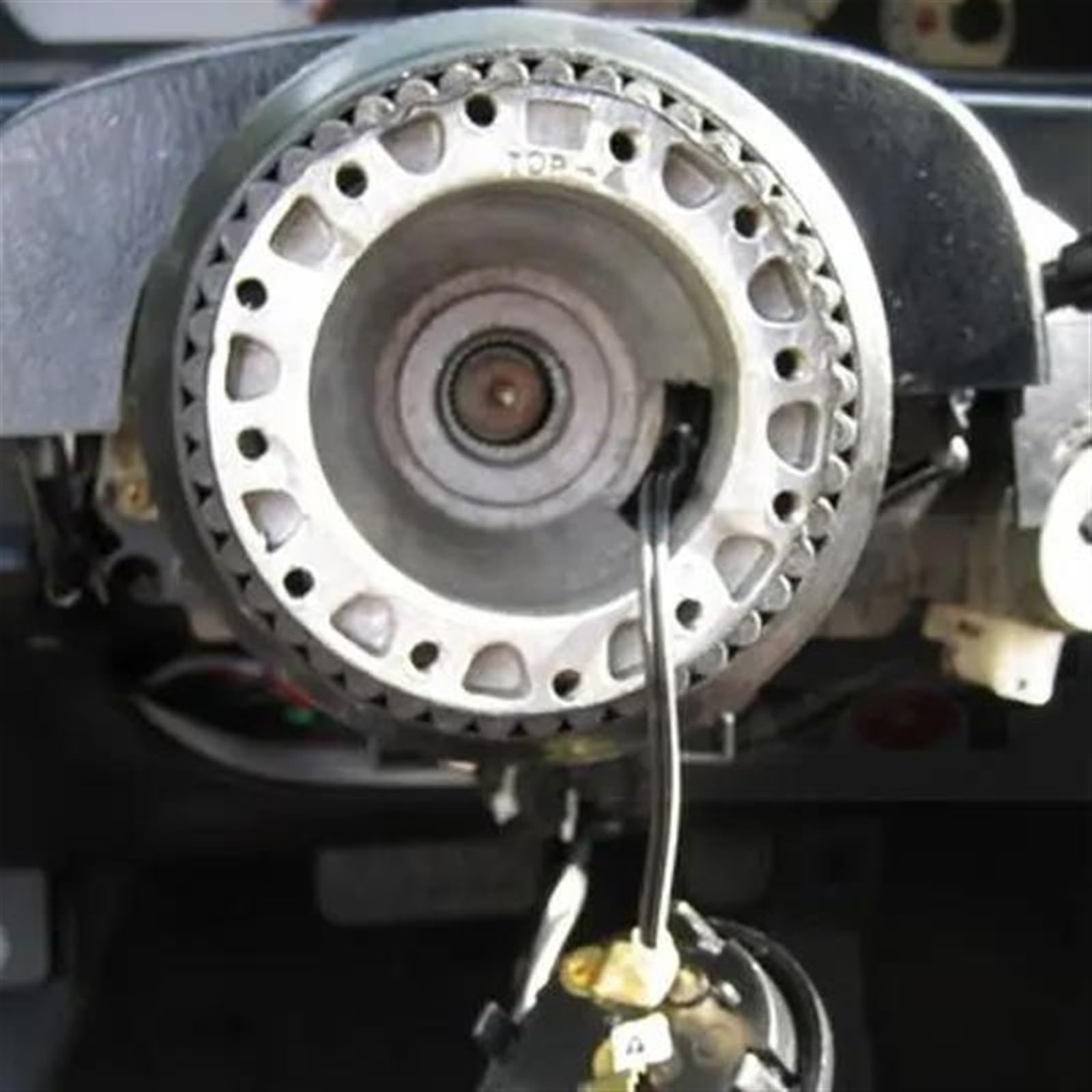 Adattatore Sgancio Rapido Per Volante Auto - Kit Universale 6 Fori | Nero, Blu O Rosso | In Alluminio - Foto 3