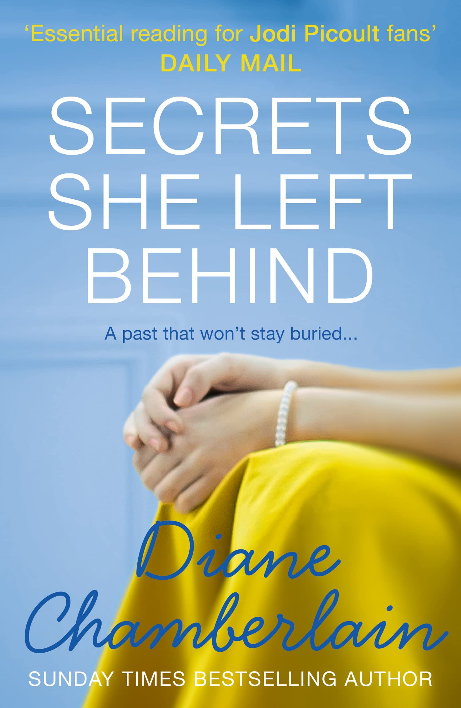 Secrets She Left Behind by Diane Chamberlain (Paperback Book)