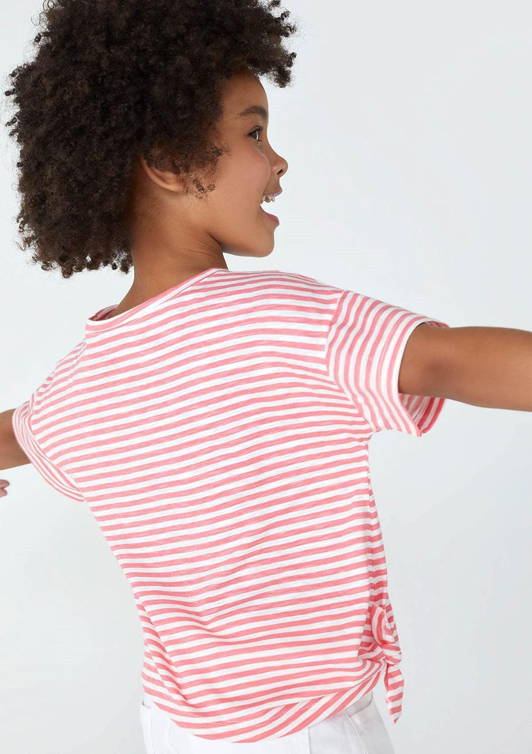 Blusa Infantil Menina Estampada Com Amarração Hering Kids em promoção! Veja a oferta e mais achadinhos de Meninas 3 Hoje é o melhor dia para comprar Blusa Infantil Menina Estampada Com Amarração Hering Kids com aquele preço maroto! Promoção! Aproveite a oferta! 3