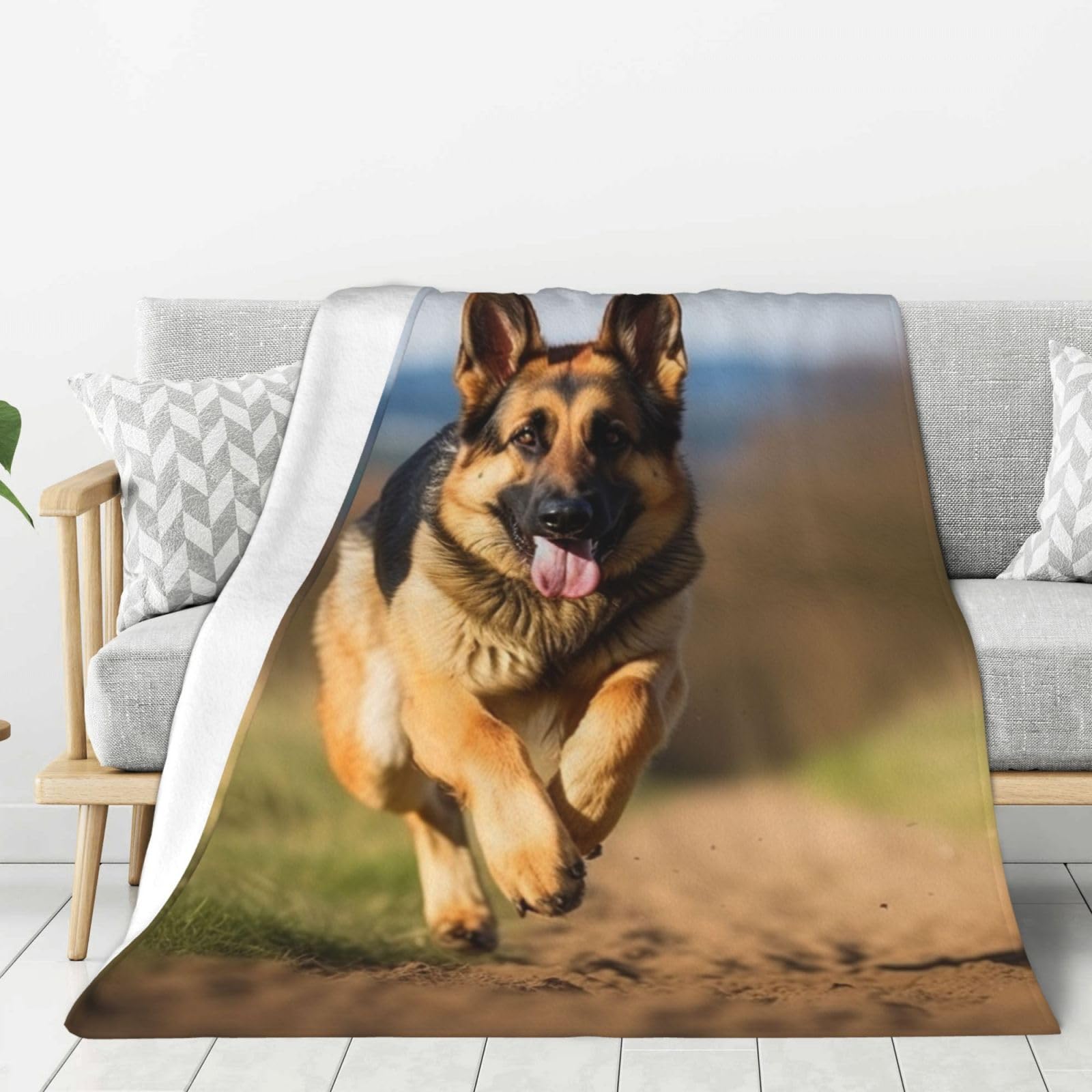 Running German Shepherd Dog Throw Blanket Plush Flannel Fleece Blanket, Soft Lightweight Cozy Blankets 80"X60" for Bed Couch Sofa Travel