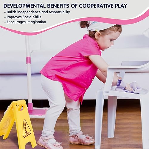 Miniatura 4 de Little Helper set de juego imaginativo de limpieza con trapeador cubeta y accesorios