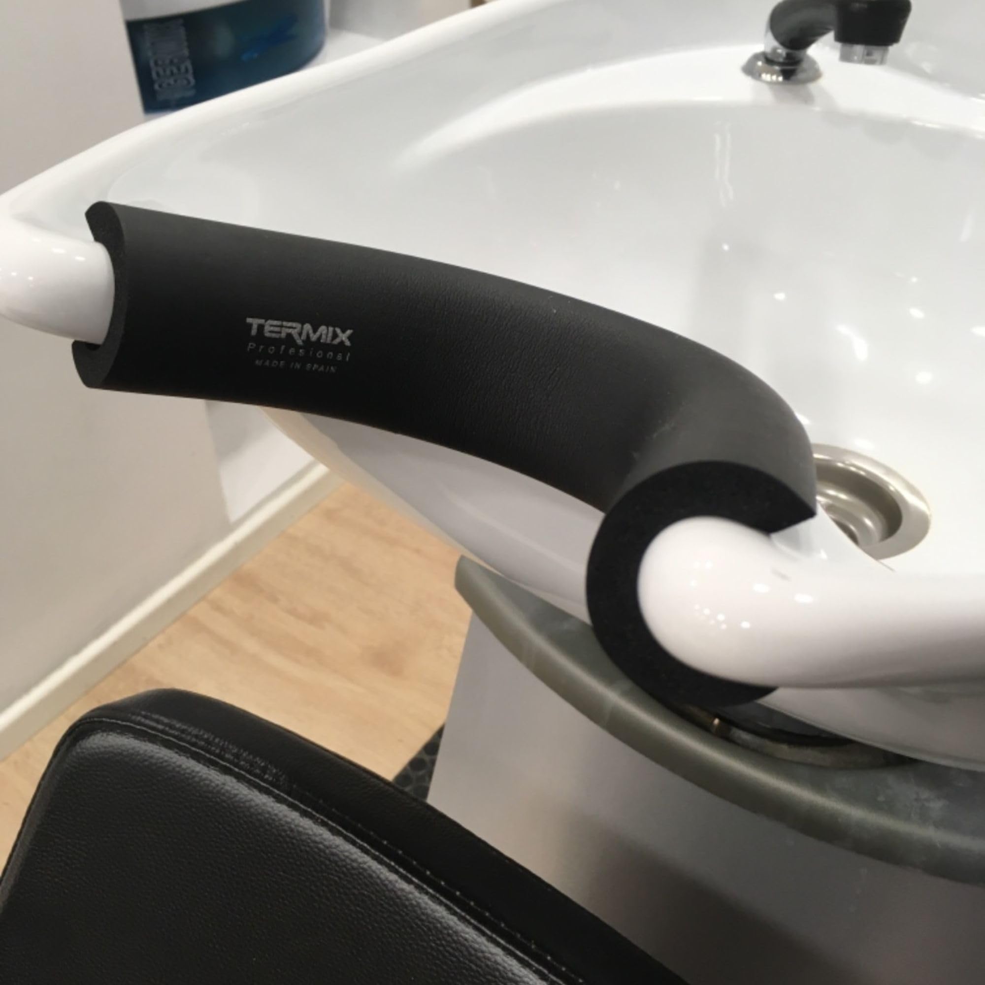 Termix Adattatore per collo nero - Cuscino per aumentare il comfort durante il lavaggio della testa. 2 unità.