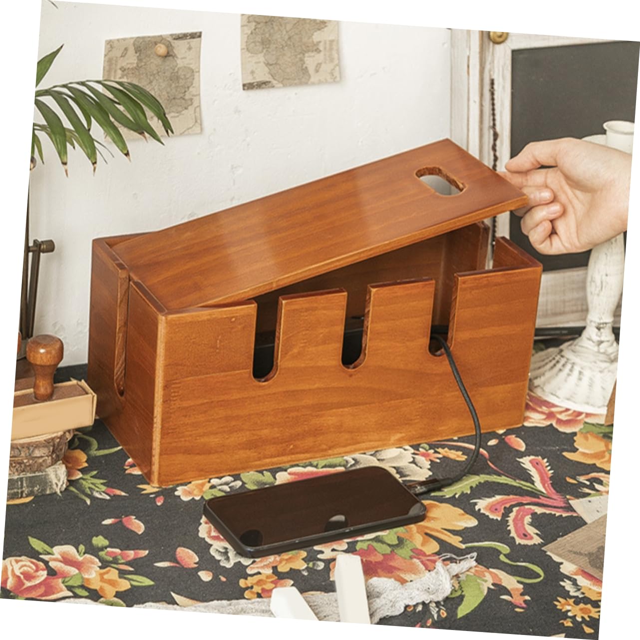 Kabelmanagementbox für Schreibtisch und Kabelordnung | Homeoffice und Büro, Robuste Bauweise, Desktop Organisation mit Sauberer Leitungsführung