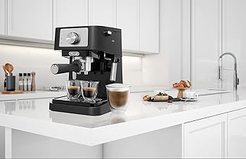 De'Longhi Stilosa Premium EC260.BK - Cafetera de bomba con 15 bares de presión, 1100 W, 1L, color negro y plata1
