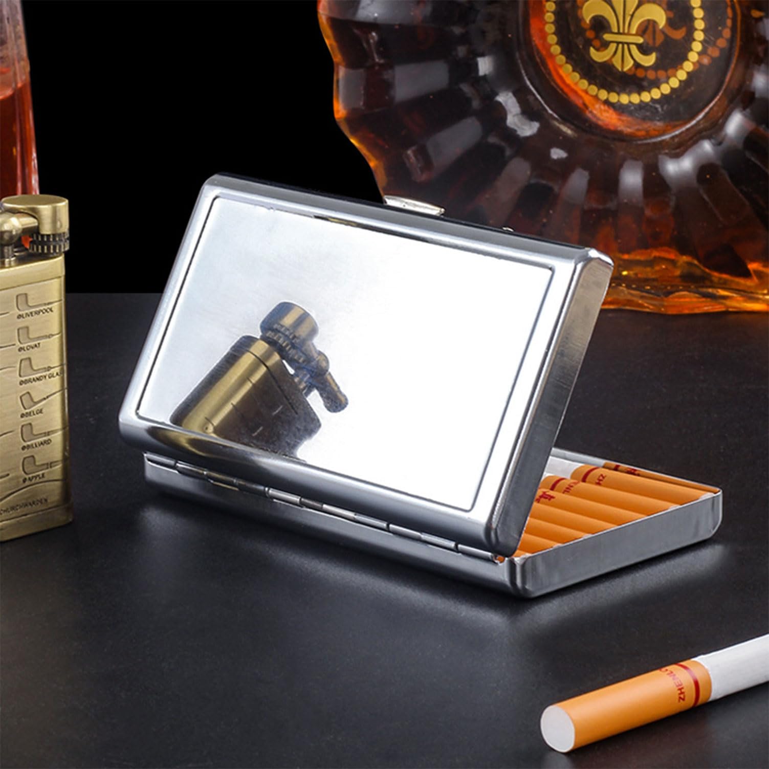 Amazon.com: Cigarette Case Metal Holder for Regular King and 100's Size Can  Hold 14 Cigarettes Double Sided Spring Clip Box Holds up to 80-100's Flip  Open Pocket Bank Card case Cash Box(Silver，