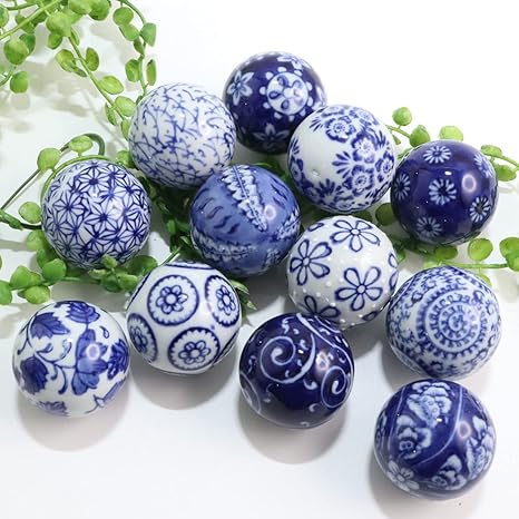 Amazon Co Jp 浮き玉 浮き球 陶器製 中 4cm 12個セット 染付 青花 水鉢 ビオトープ 置物 飾り物 メダカ鉢 金魚鉢 ホーム キッチン