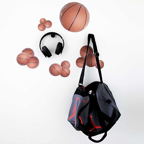 Miniatura 3 de StikArt 16 calcomanías de pared de baloncesto extraíbles en 7 tamaños (2 a 9.5 pulgadas)