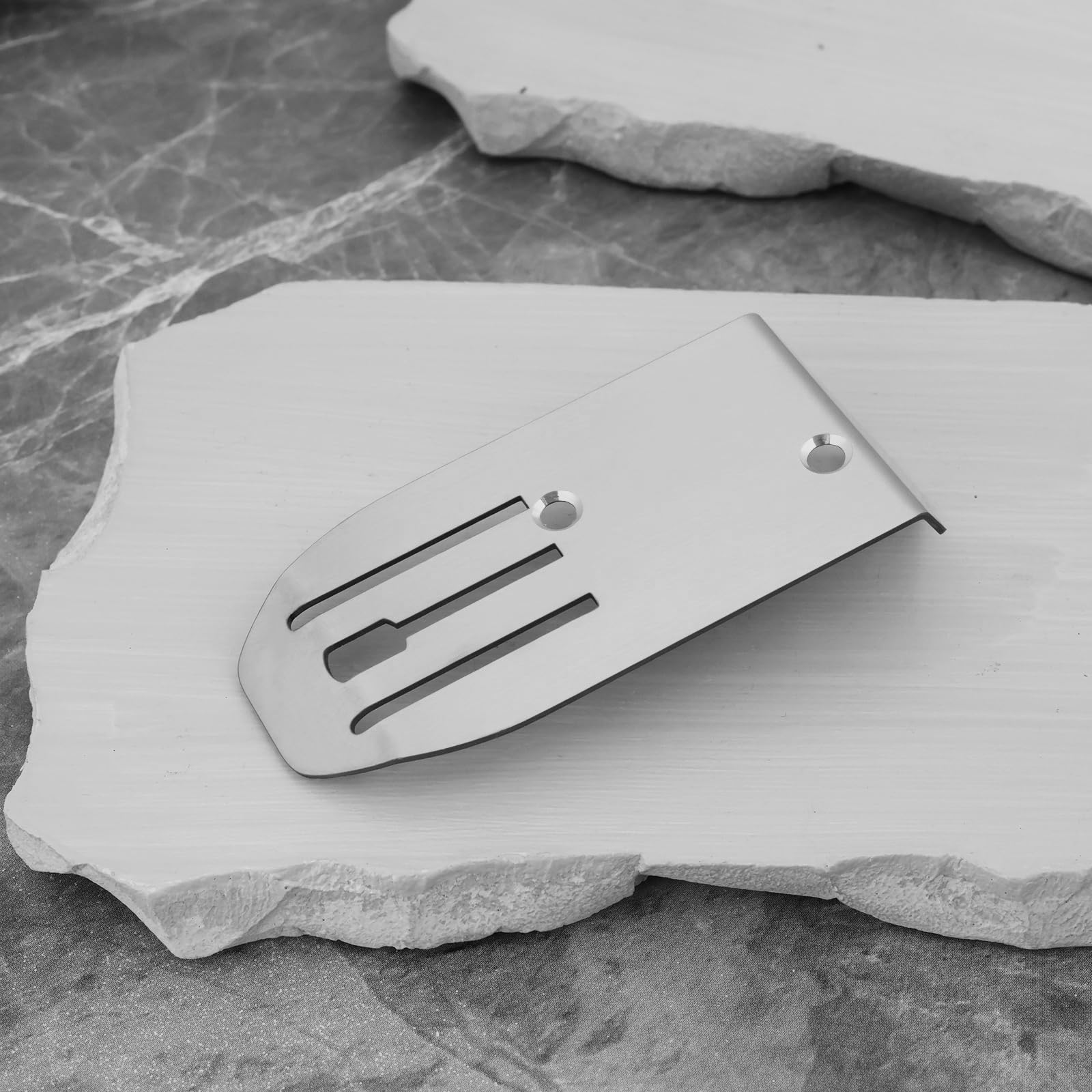 CHROMEMASTER - Protection de Pare-Chocs arrière - Compatible avec VW T6 Transporter CHROMEMASTER - Protection de Pare-Chocs arrière - Compatible avec VW T6 Transporter