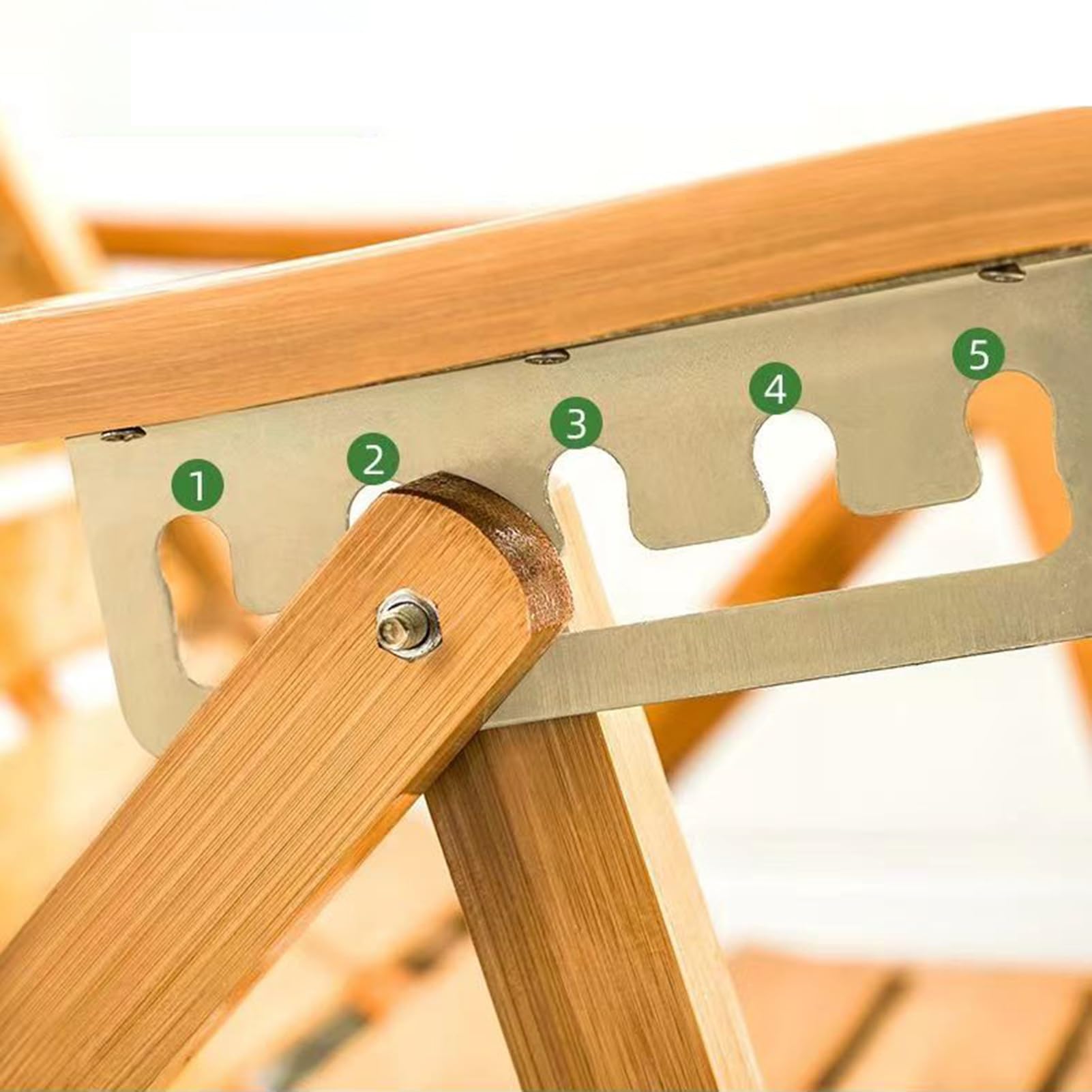 Sedia a sdraio regolabile in bambù con poggiapiedi, pieghevole, sedia da giardino con funzione reclinabile, in legno, per giardino, soggiorno, terrazza e balcone