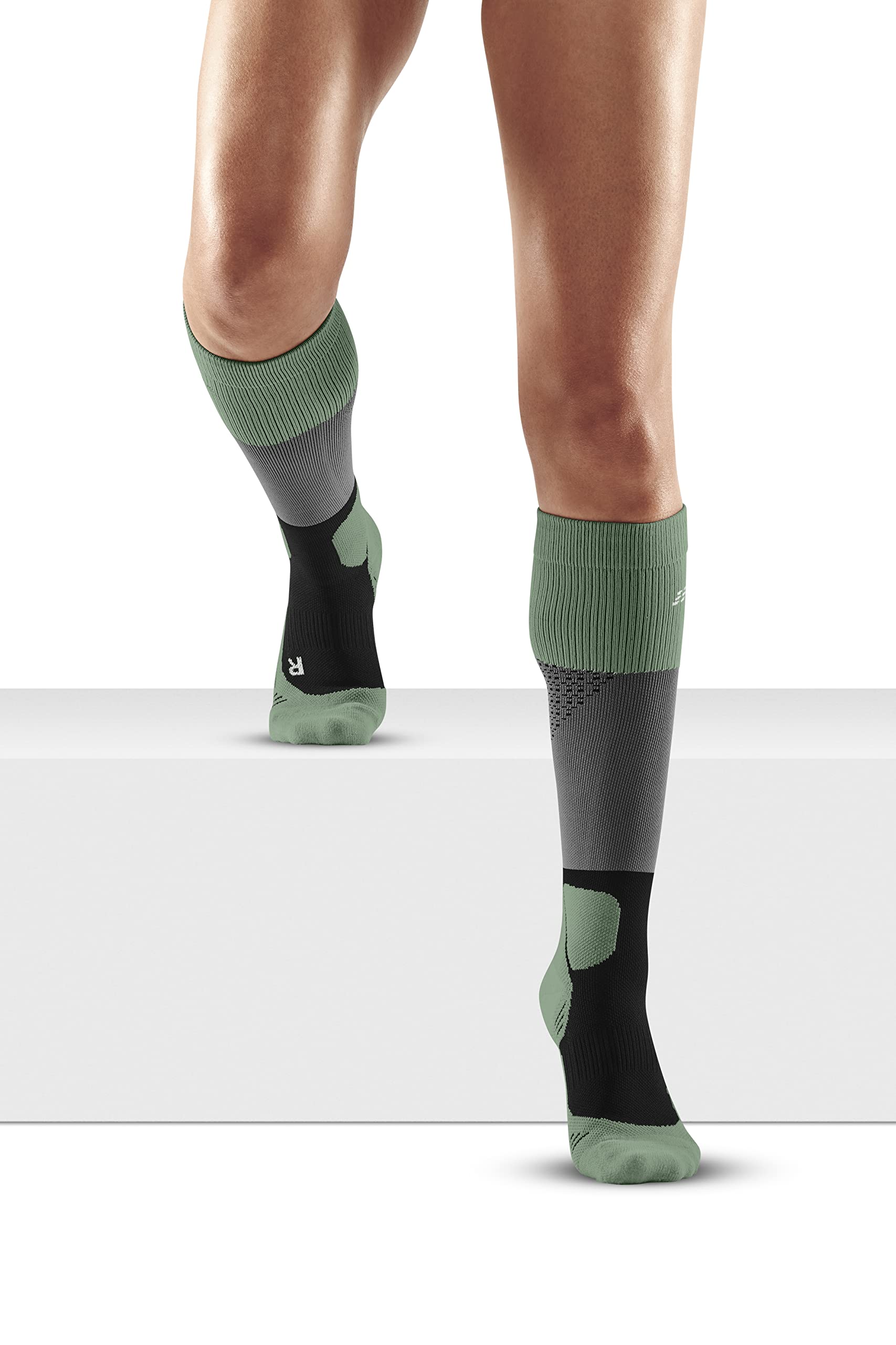 CEP – HIKING MAX CUSHION COMPRESSION MERINO Calze da trekking lunghe al ginocchio con compressione | Calzini da trekking per una vestibilità ottimale e un'imbottitura ottimale
