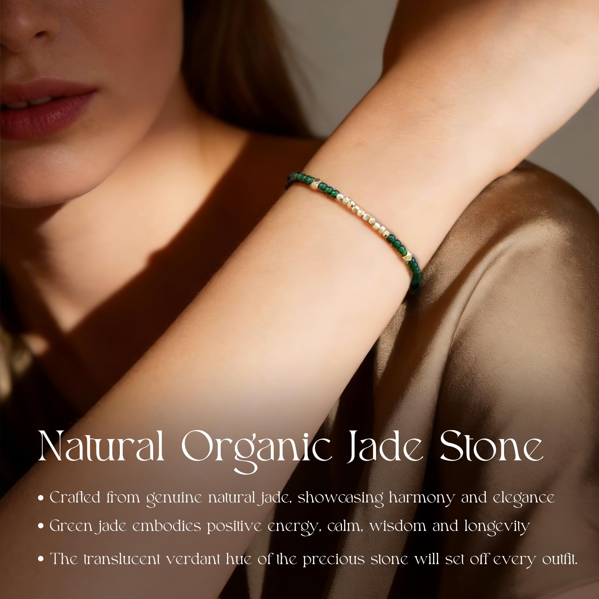 18 K vergoldetes, grünes Jade-Perlen-Armband für Damen, minimalistischer Edelstein, elastisches Armband mit goldenen Würfelperlen, Stackable Lucky Charm Jewellery Geschenk