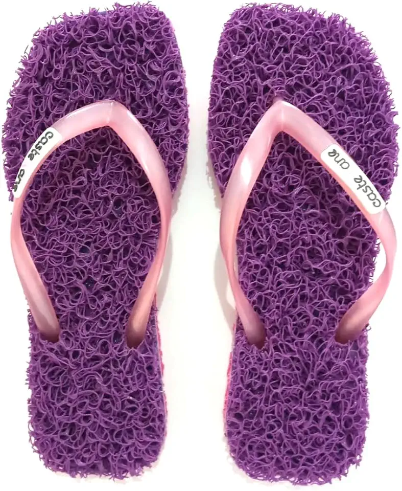 Chinelo Confort Square ideal para Fascite Plantar, esporão de calcâneo, sensação de estar pisando em um tapete macio.