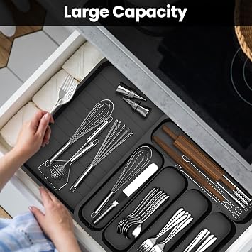 Cutlery Drawer Organiser, Extendable Kitchen Drawer Organiser Storage Trays, Compact Plastic Cutlery Tray for Knives, Forks and Spoons, Large (Black)