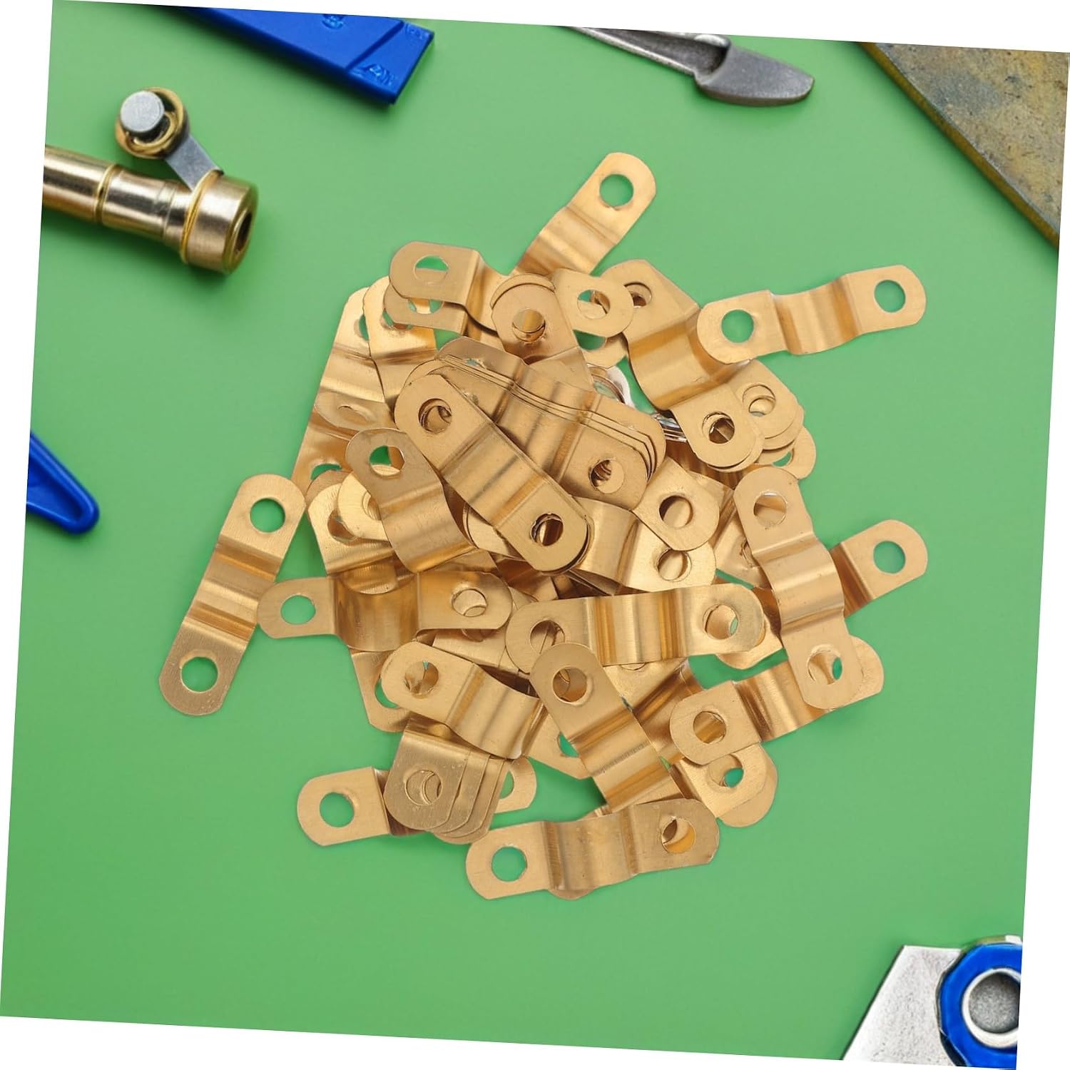 SHOWERORO 70pcs Copper Pipe Strap Two-hole U Bracket Clamp Heavy Duty Metal Pipe Fixing Clip for 6-8mm Tubes Secure Fixation Resists Wear for Household Fridges and Kitchens
