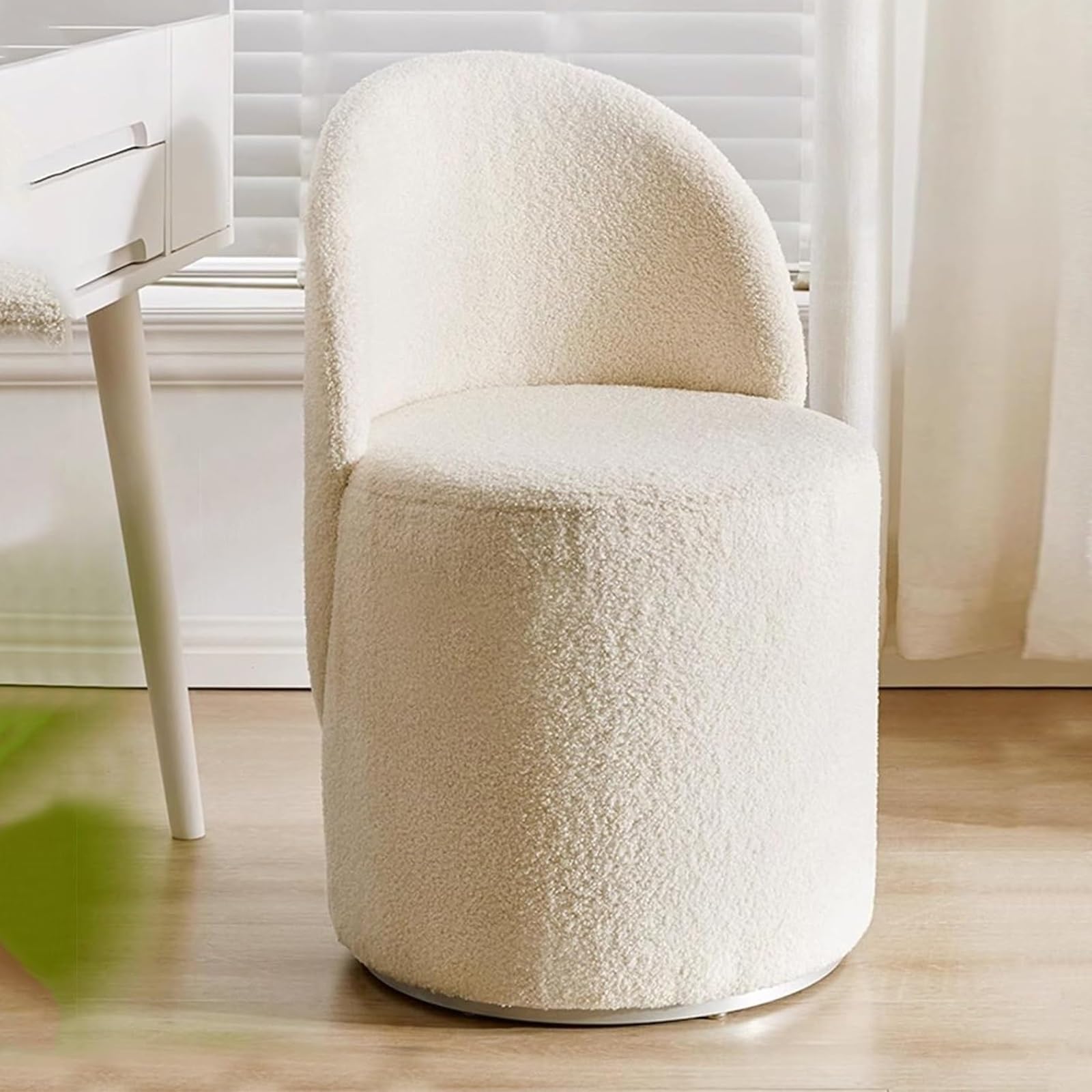 Silla giratoria pequeña con respaldo ergonómico para mesas de tocador y espacios reducidos
