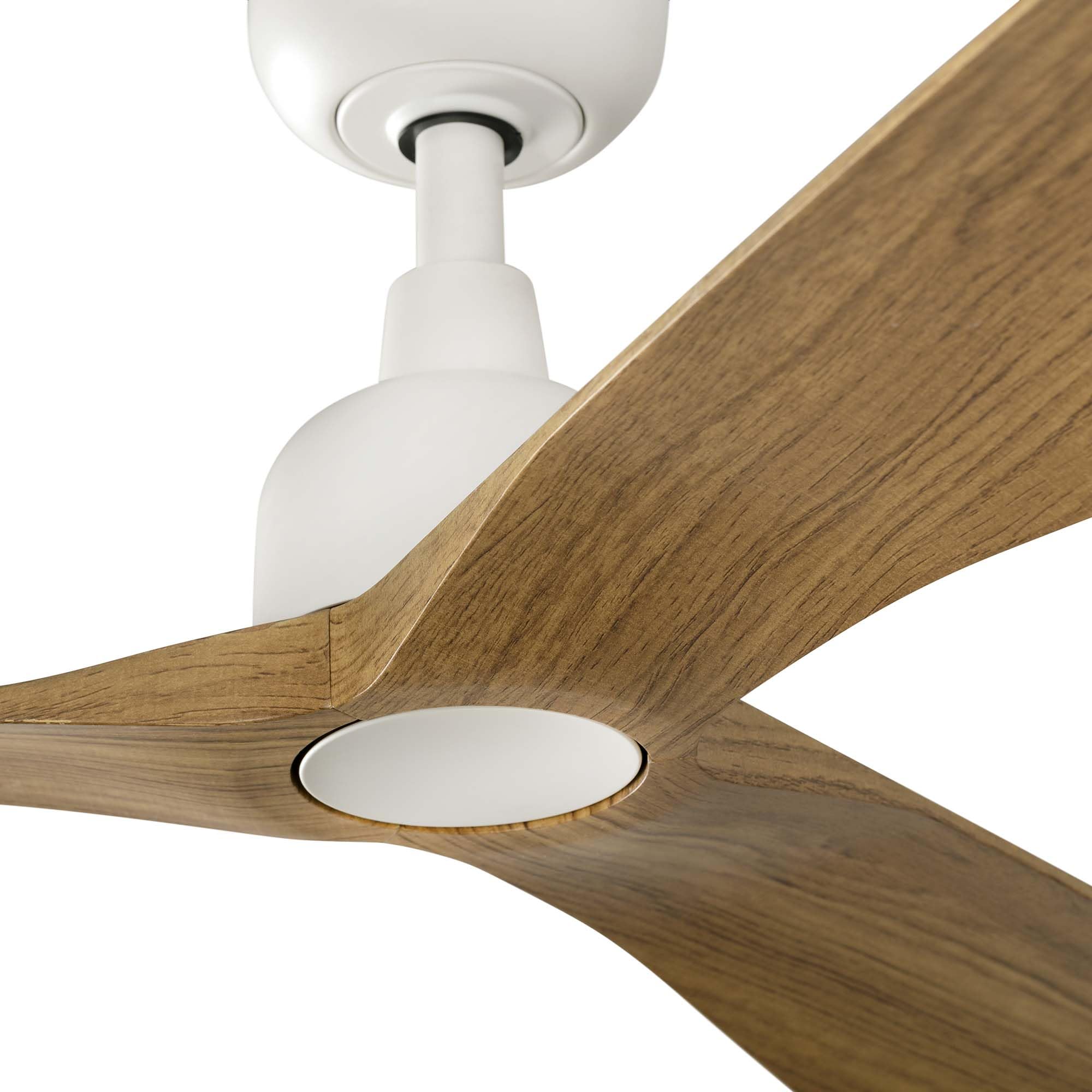 Faro Outwood Ventilador de techo grande de 3 aspas, blanco mate, madera de roble, IP44