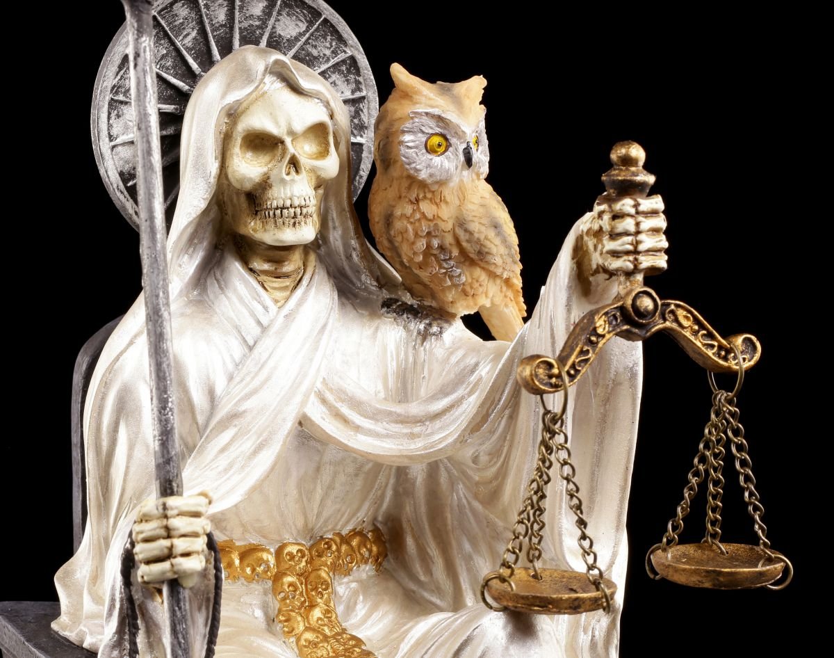 La Santa Muerte Figura Bianco Seduto - FANTASMA SQUARTATORE MESSICO DECORAZIONE Altare