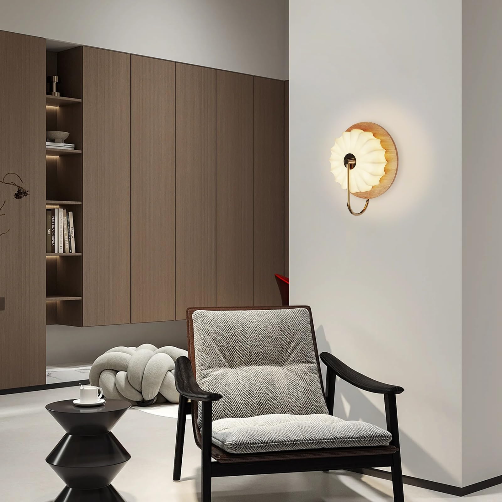 Applique da Parete Rustica in Legno con Paralume in Tessuto, Luce LED da 18W con 3 modalità di Temperatura.