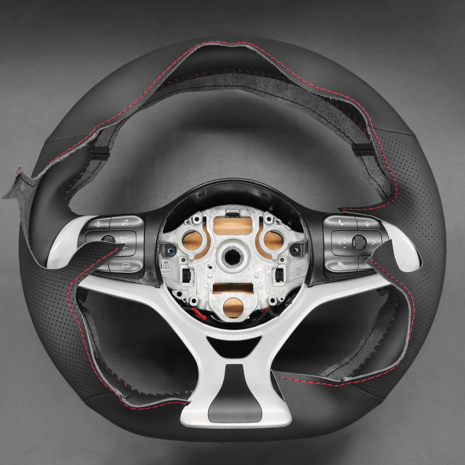 MEWANT Funda de Volante a Medida para Coser BYD Atto 3
