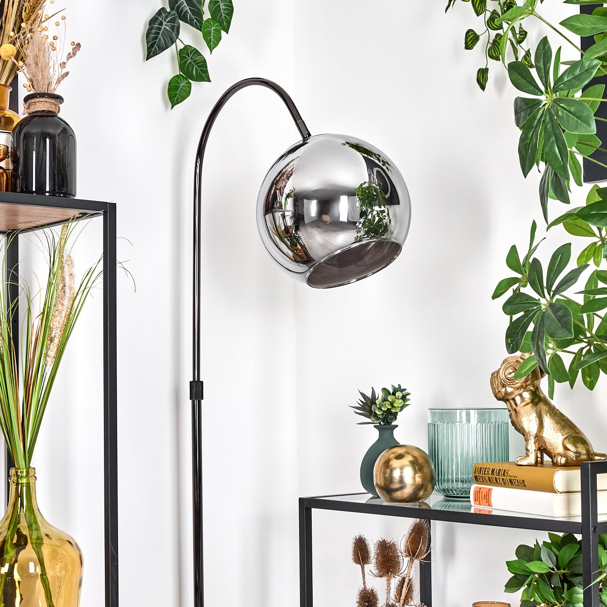 HOFSTEIN Lampadaire Koyoto, lampadaire en métal/verre noir/chrome/fumé, lampe réglable au design rétro/vintage (Ø 25 cm), interrupteur au pied, 140 cm, E27, salon, chambre à coucher, couloir