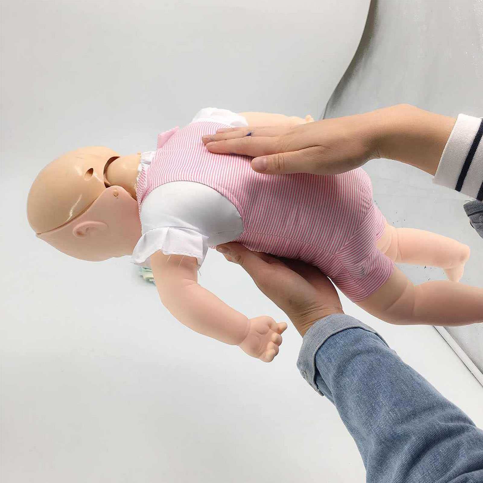CPR-Puppe für Säuglinge, Trainingspuppe, Erste-Hilfe-Modell für Säuglinge, Simulator für kardiopulmonale Wiederbelebung, Erste-Hilfe-Trainingspuppe für die pädagogische Lehrforschung
