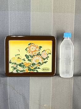 葛飾北斎「菊と蜂」 黄綬褒章受章者制作　銅版仏画　送料無料　額付き Amazon.co.jp: 葛飾北斎「菊と蜂」黄綬褒章受章者制作銅版仏画額