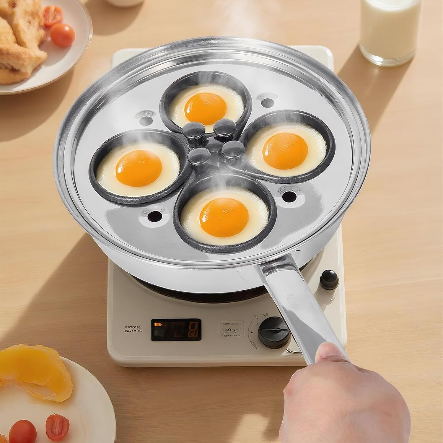 VEVOR Egg Poacher Pan, 4-Cup Poached Egg Maker, Stainless Steel Poaching Pan and Frying Skillet, with 4 Nonsitck Detachable Large Cups, Lid, and Silicone Spatula, Compatible with Induction Stovetop