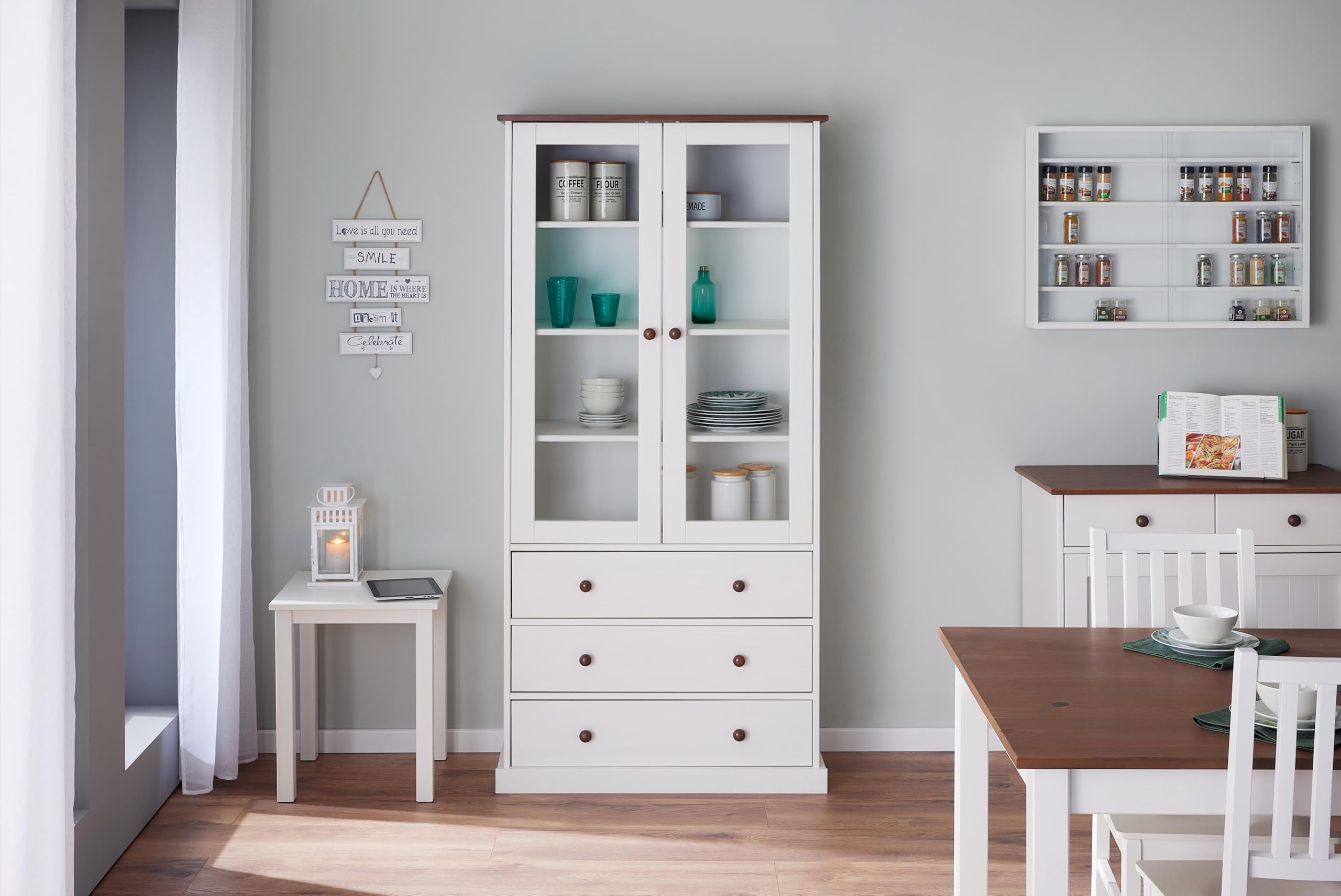 Inter Link – Vitrinenschrank – Buffet-Schrank - Geschirrschrank - Esszimmerschrank - Landhausstil – Vitrine - Kiefer - Massivholz FSC – 2 Türen – 3 Schubladen – 90 x 190 x 38 cm -Westerland 10 – Weiß