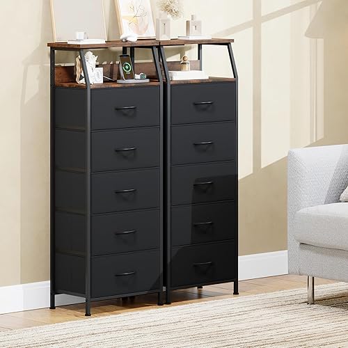 Miniatura 7 de Somdot Mesita de noche negra con estación de carga y luz LED para dormitorio, cómoda alta de 5 cajones con contenedores de tela para mesita de