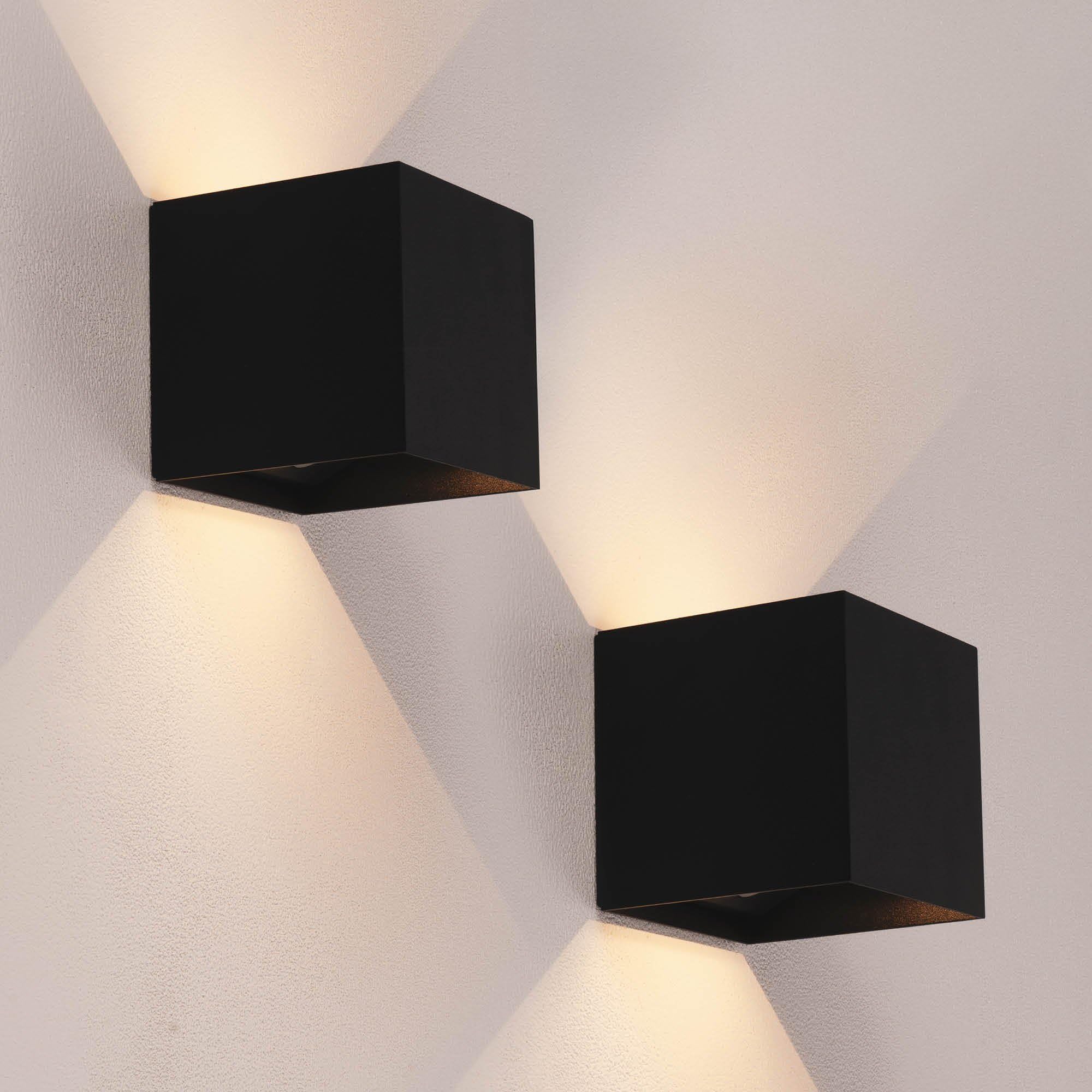 Ledvion - 2x Lampada da Parete LED Ricaricabile USB con Sensore di Movimento, Nera, Senza Fili, Luce Calda 2700K, 170 Lumen, Batteria 4400mAh, IP44, Applique LED da Parete per Interni