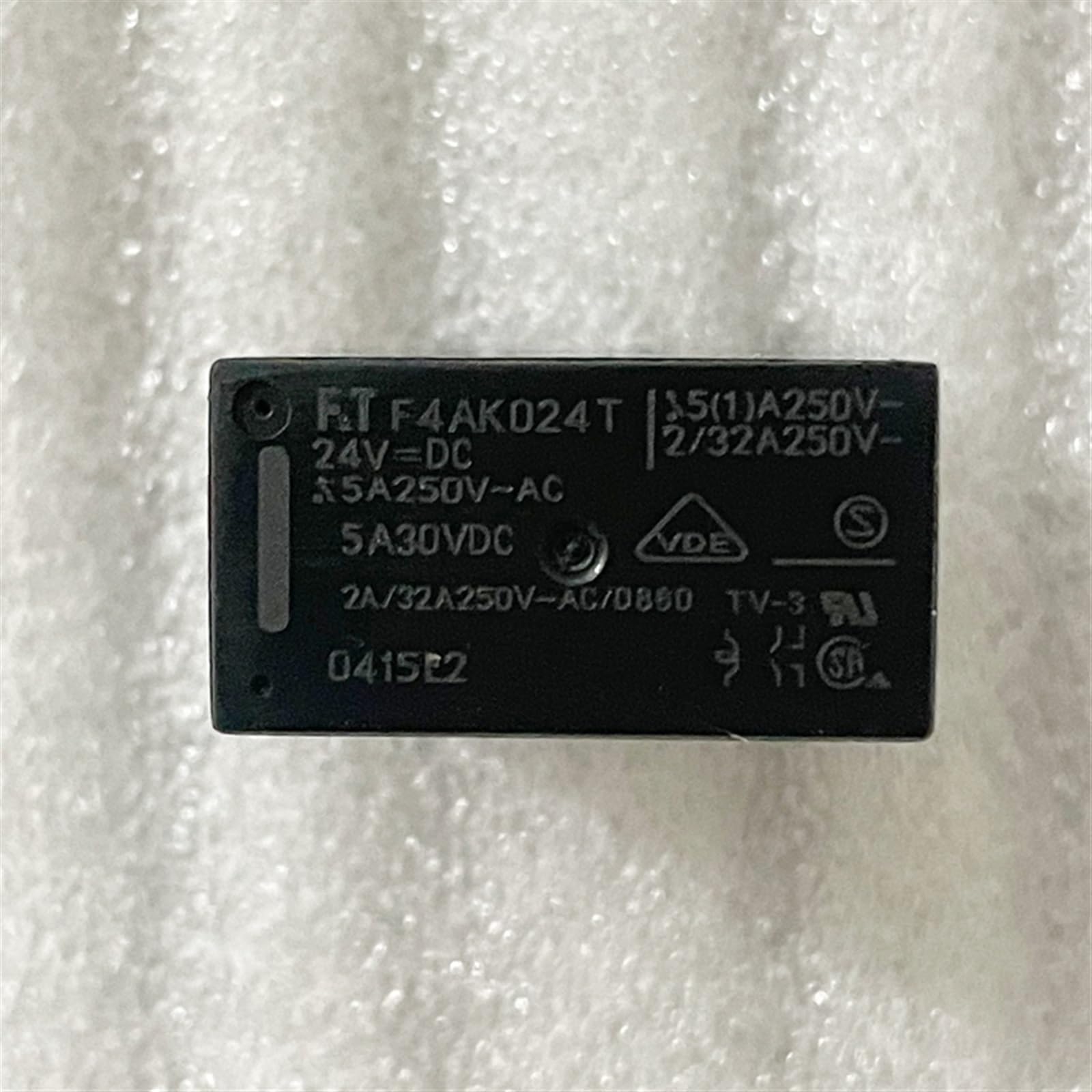 AQHYEBNSR 10PCS 24V Relay F4AK024T 24VDC 5A 6Pins