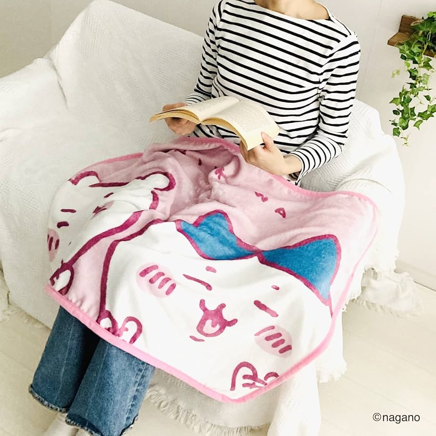 Amazon｜ちいかわ ハチワレ 郎 ひざかけ ブランケット 約100cm