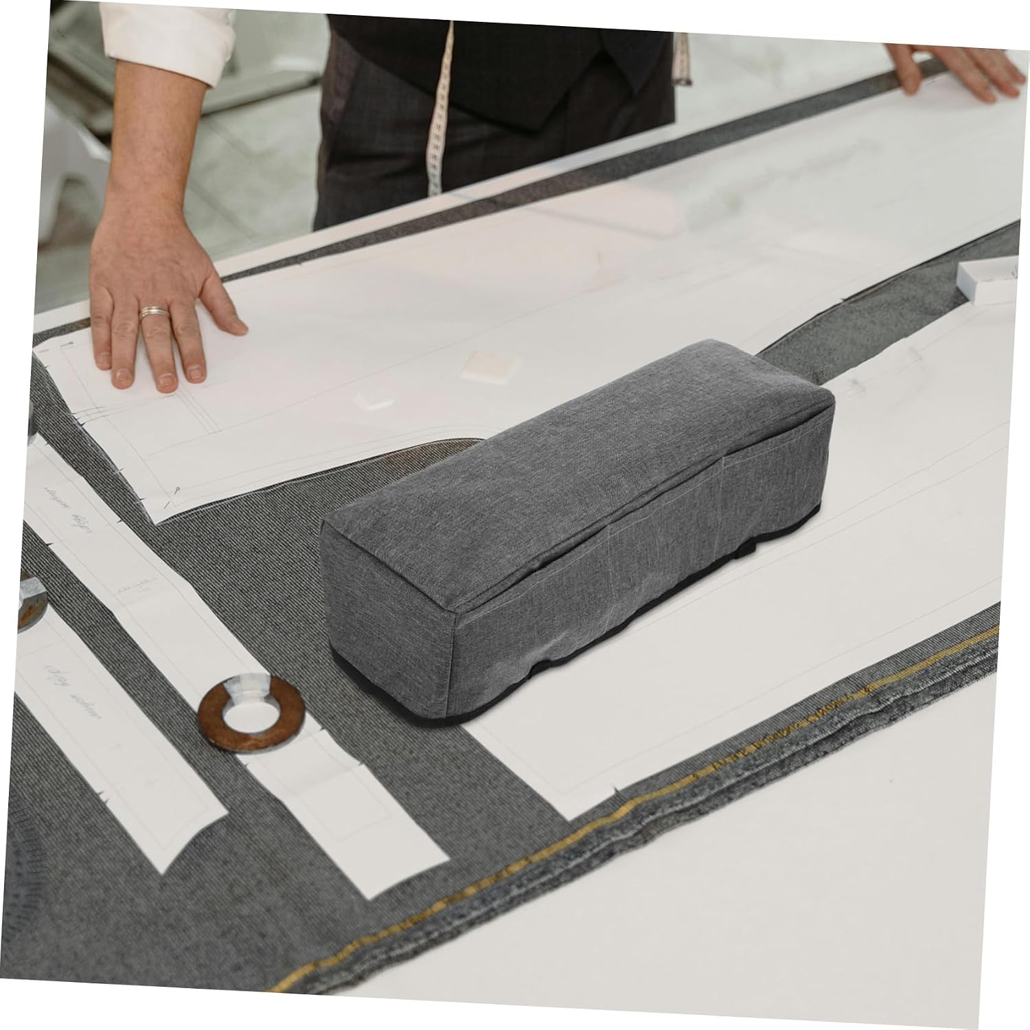 STOBOK Cutting Machine Dust Cover Storage Pocket Protective Sleeve for and Die Cutting Machine Lightweight and Design for Tools and Accessories Linen Gray