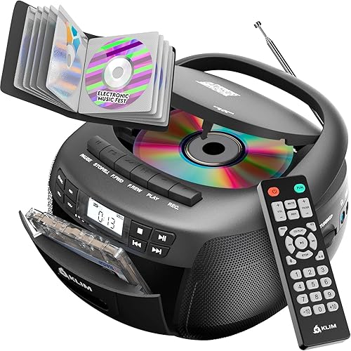 KLIM Reproductor de CD y reproductor de cinta de casete con funda, Boombox Bluetooth, radio AMFM, sonido estéreo, mando a distancia, CD y cassette