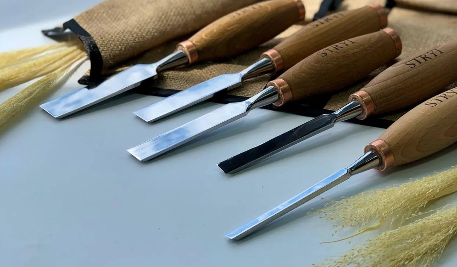 STRYI Set of 5 straight flat bevel chisels for carving wood Carpentry Straight chisel, Woodworking tool Pre sharpened and polished by master craftsman