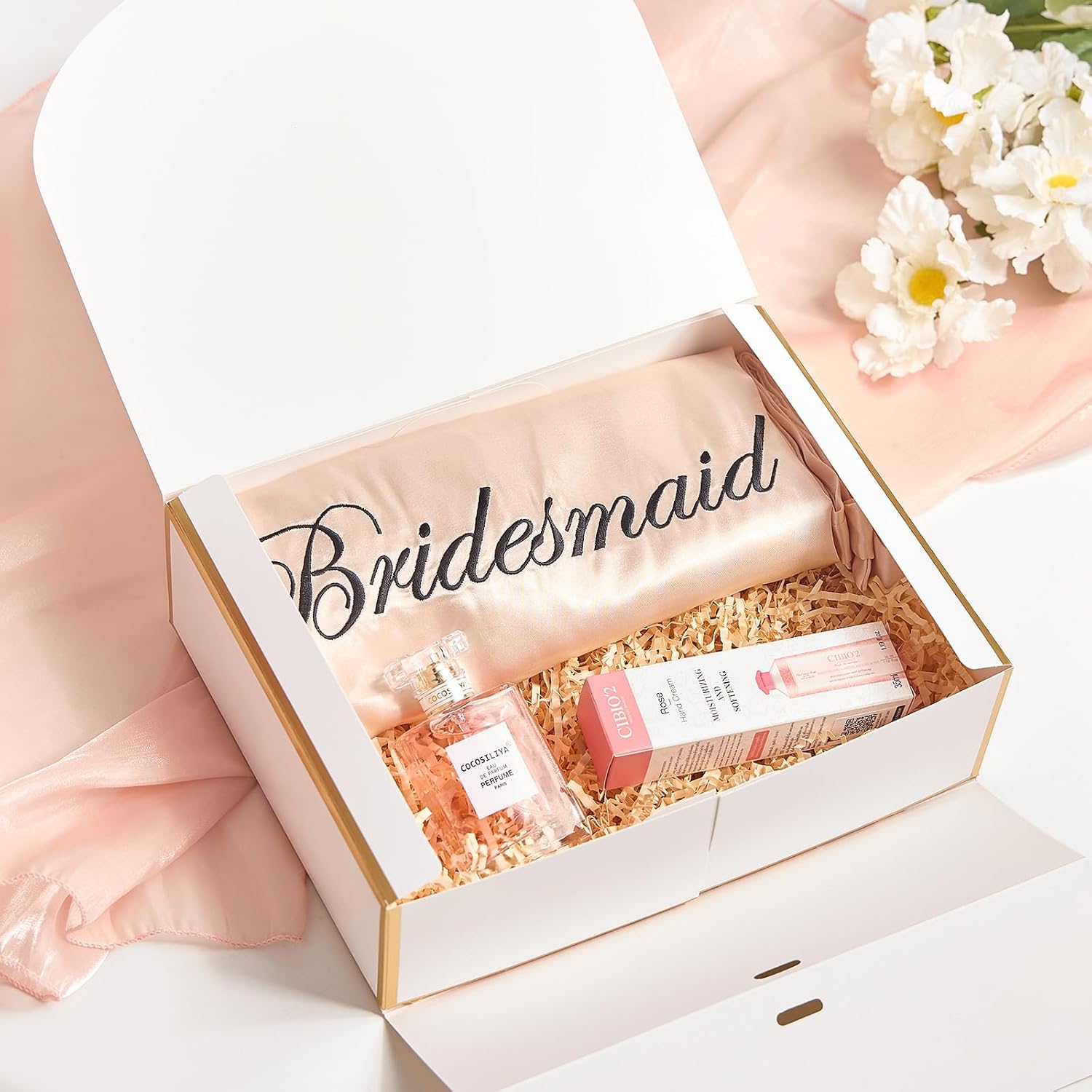 Kucoele Gift Boxes with Lids, White, 15 PCS, 10.6 x 7.8 x 3.1 Inches | with Gold Trim, with Ribbons, Bridesmaid Groomsman Proposal Boxes, For Weddings, Birthdays, Parties & Bridal Shower