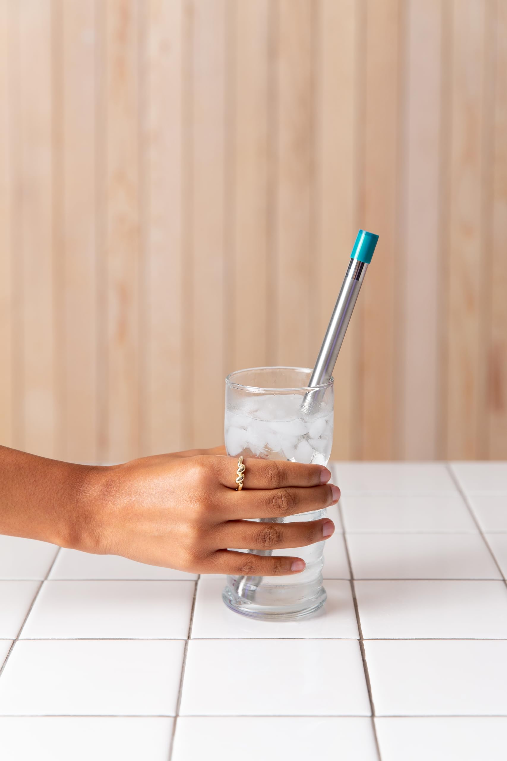 LifeStraw SIP - Filtre à eau réutilisable en acier inoxydable avec étui de transport, élimine les microplastiques, les bactéries et les parasites pour les voyages et l'utilisation quotidienne, barbe à
