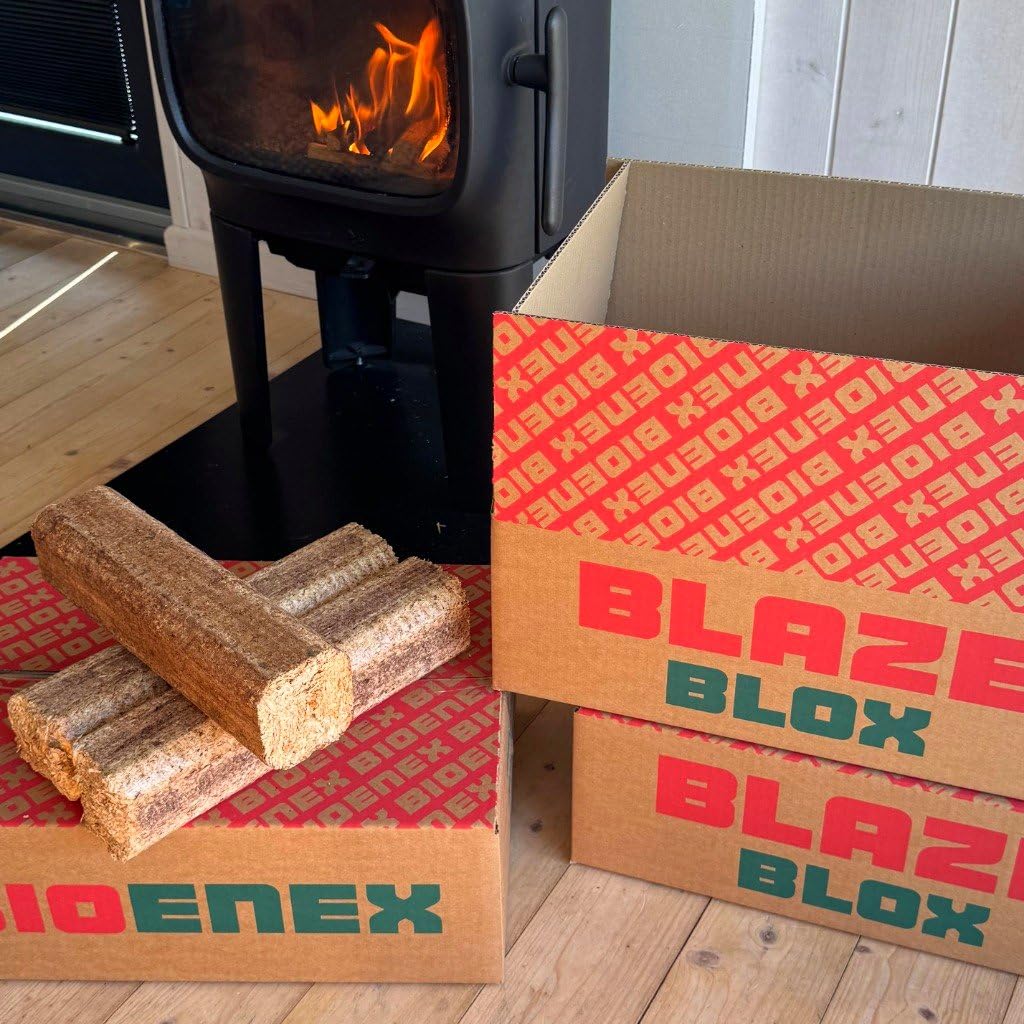 BlazeBlox Feuerbriketts | 100% Weichholz-Sägemehl, Feuerbriketts | Jeder Briketts-Karton enthält 12 Briketts und wiegt 20 kg (8 x 20kg Karton)
