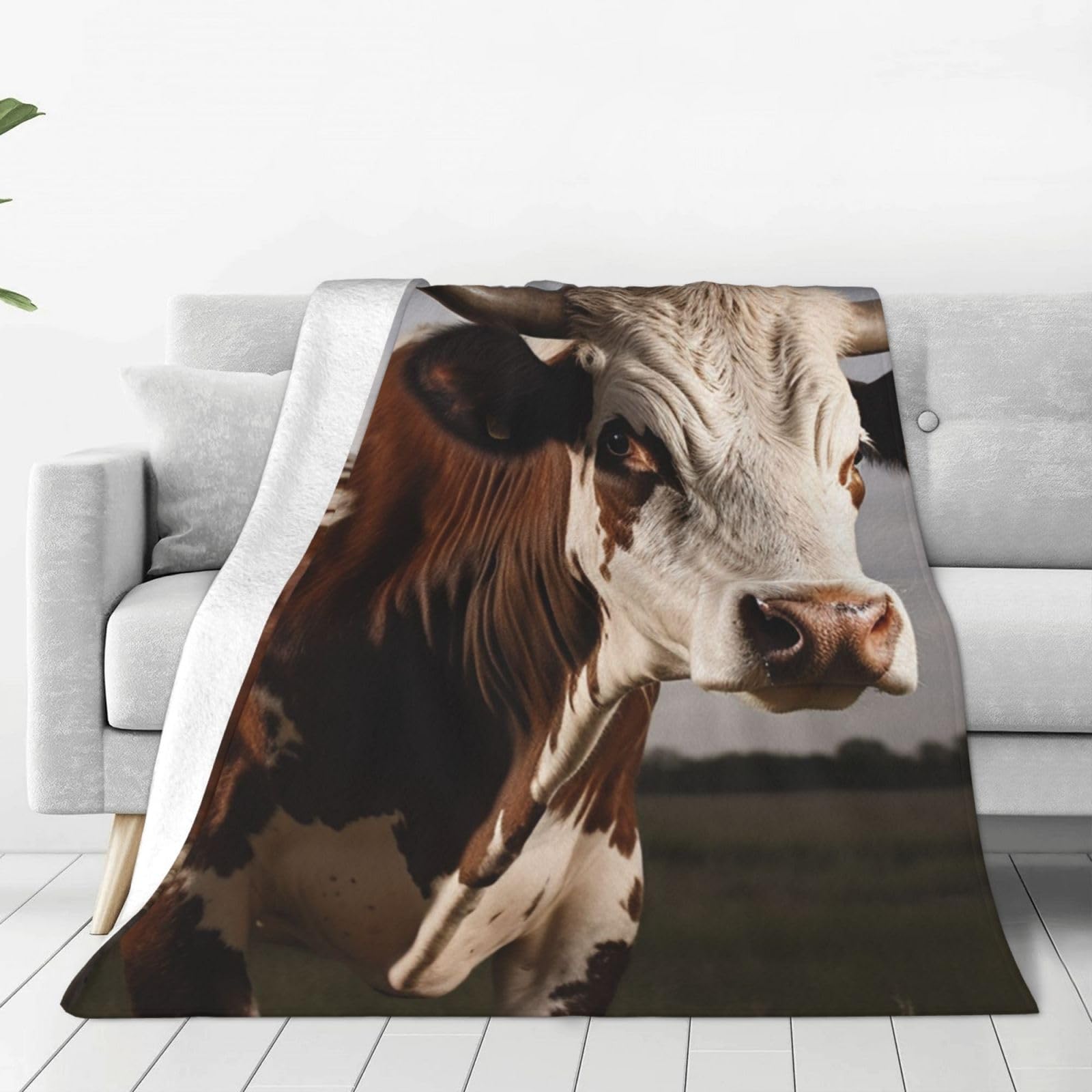 Couverture lit imprimé vache pour des soirées cocooning sur le canapé