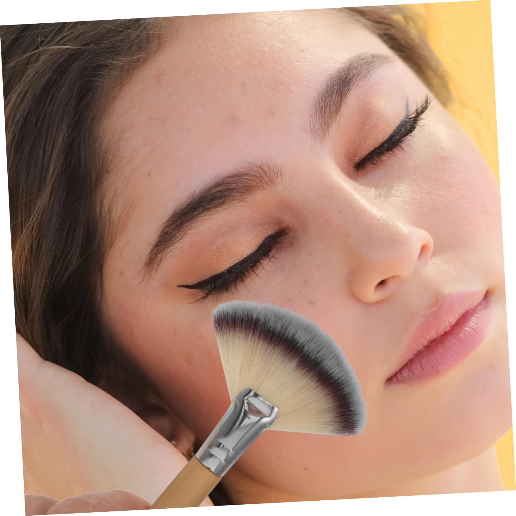 FRCOLOR 16piezas Brochas De Maquillaje Para Rostro Incluye Brochas Para Iluminador y Mejillas Herramientas Profesionales De Maquillaje Cerdas Suaves y Cómodas