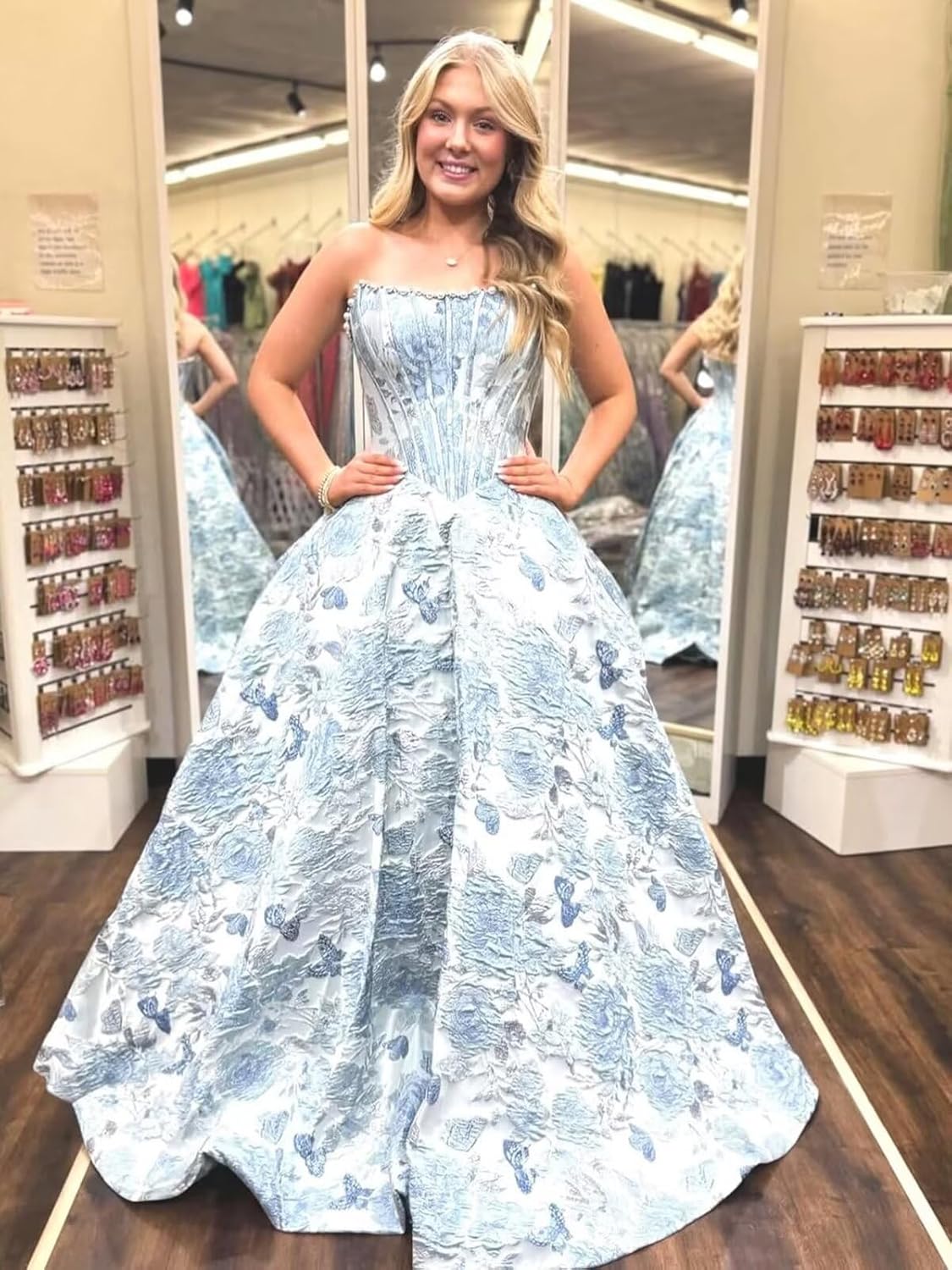 Mollyevers Floral Jacquard Prom Dresses for Women 2026 Pearl Strapless Corset Long Formal Evening Gowns with Pockets