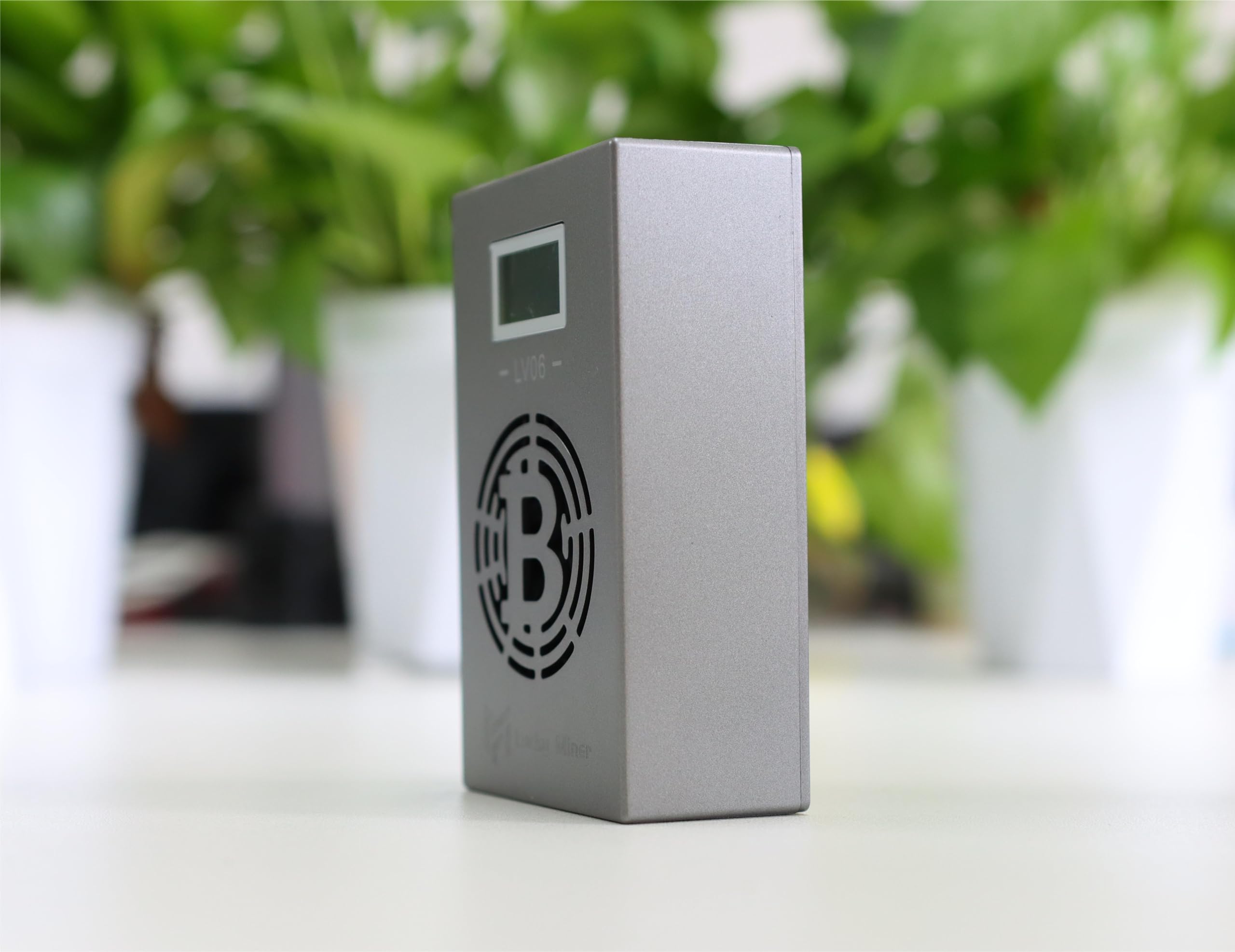 Bitcoin Miner Lucky Miner V6 WiFi 500GH/S 13W LV06 BM1366 SHA256 Home Silent Lottery Miner BTC Miner Machine Solo Miner