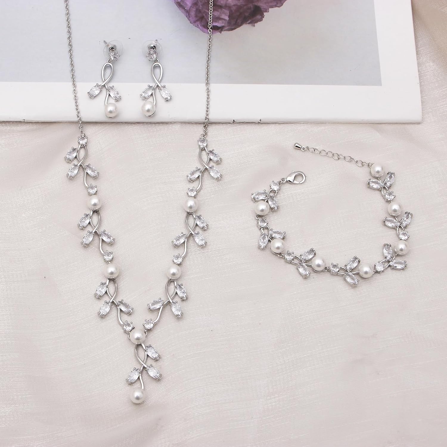 Elegant Wedding Cubic Zirconia Simulated Pearl Leaf Pendant Necklace Link Bracelet Dangle Earring Bridesmaid Bride Jewelry Set for Women Party Prom