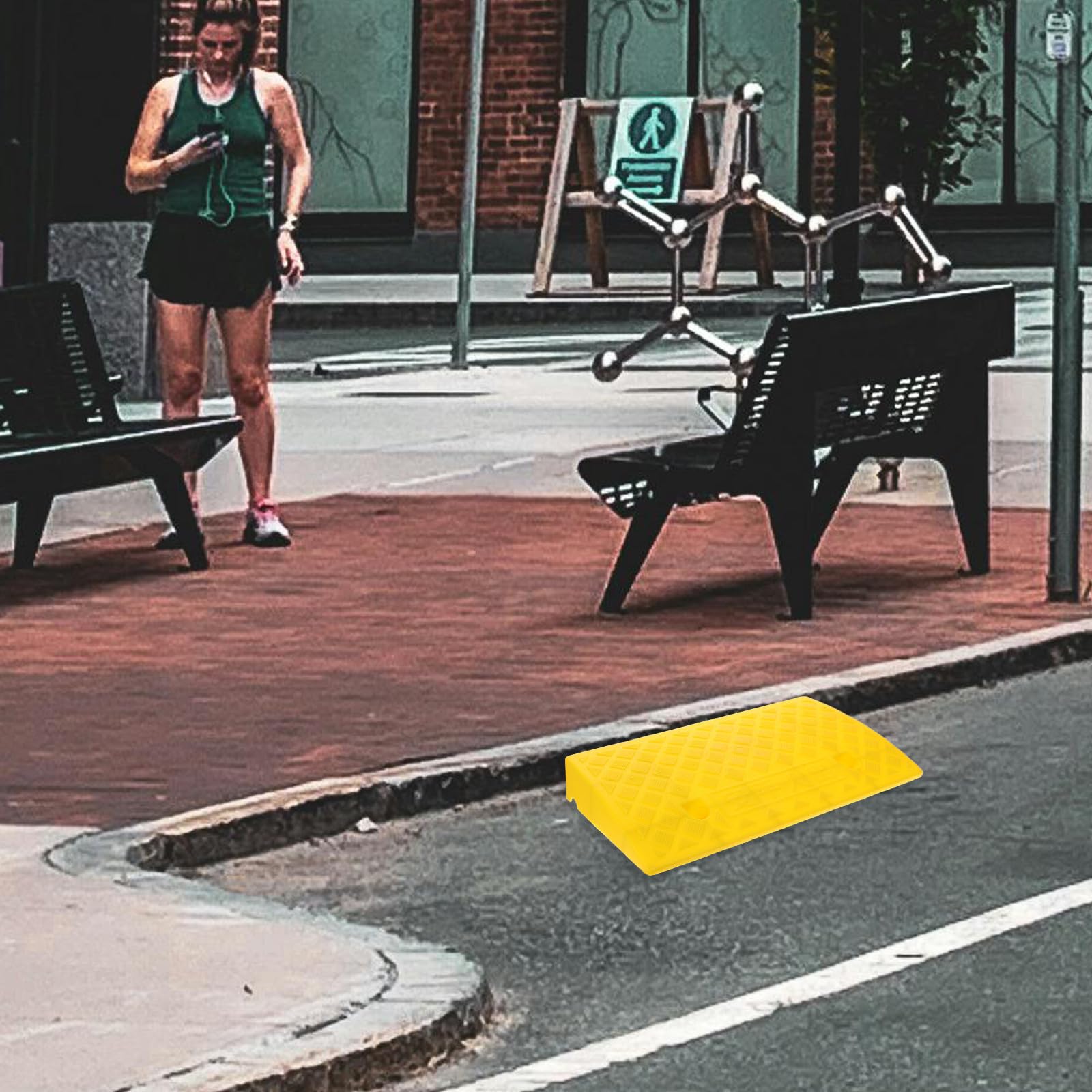 PLAFOPE Rampa Tamaño Plástico Portátil para Coches de Antideslizante, Resistente Presión 50x27x9 Cm y Sillas de Ruedas Adecuado para Entradas y Escalones