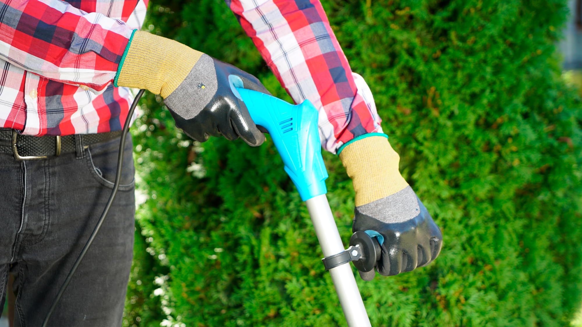 Quemador Eléctrico - Elimina las Malas Hierbas - Incluye Lanza Telescópica y Cable de 2m - Diseño con Asa Ergonómica - Temperatura Máxima de 650º - Ideal para el Jardín - Fabricado en Europa
